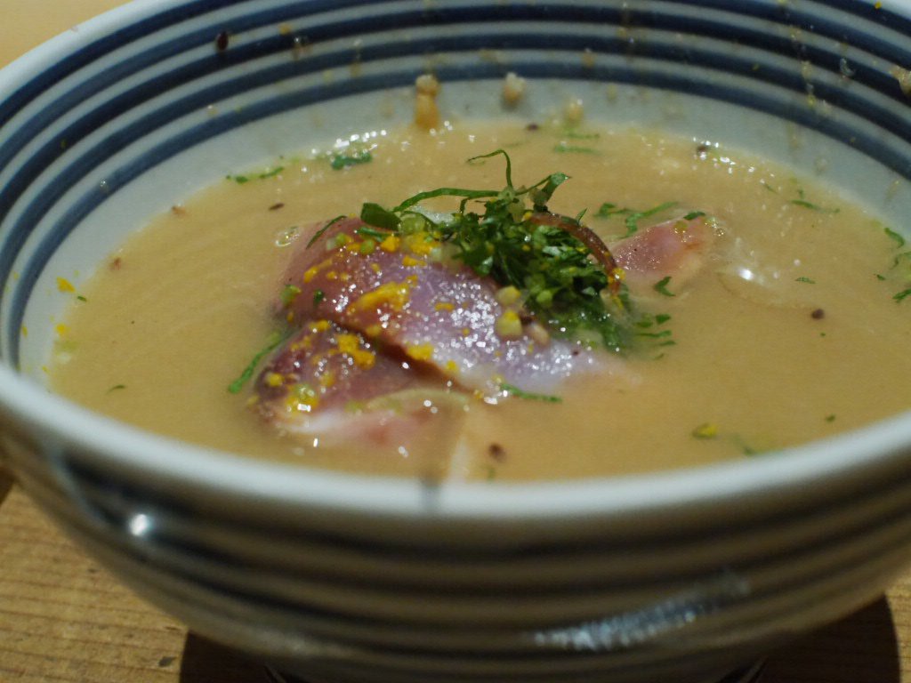 日本橋海鮮丼 つじ半【ぜいたく丼 梅】（2022年12月撮影）