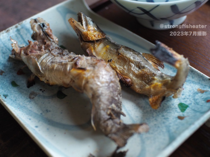 丸丸亭「川魚定食（鮎・岩魚）」（2023年7月撮影）